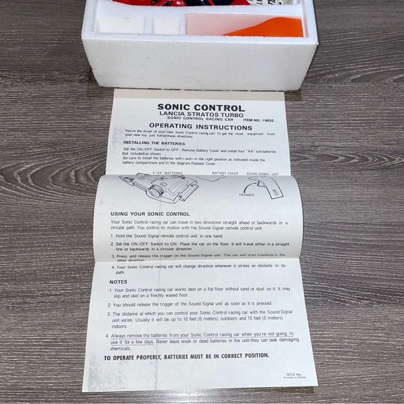 VINTAGE 1970s MARLBORO LANCIA STRATOS TURBO Sonic Controlled Racing Car RC - Picture 5 of 10